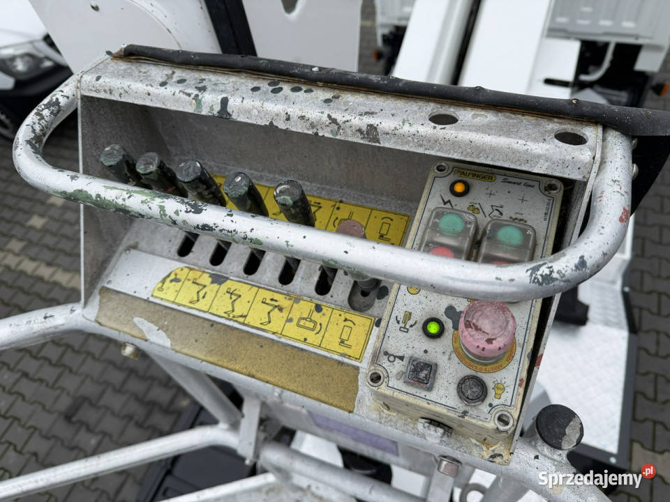 Nissan Cabstar Podnośnik Koszowy 20m Palfinger Widełki