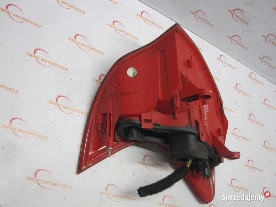 PEUGEOT 3008 I 12r Lampa lewy tył tylna