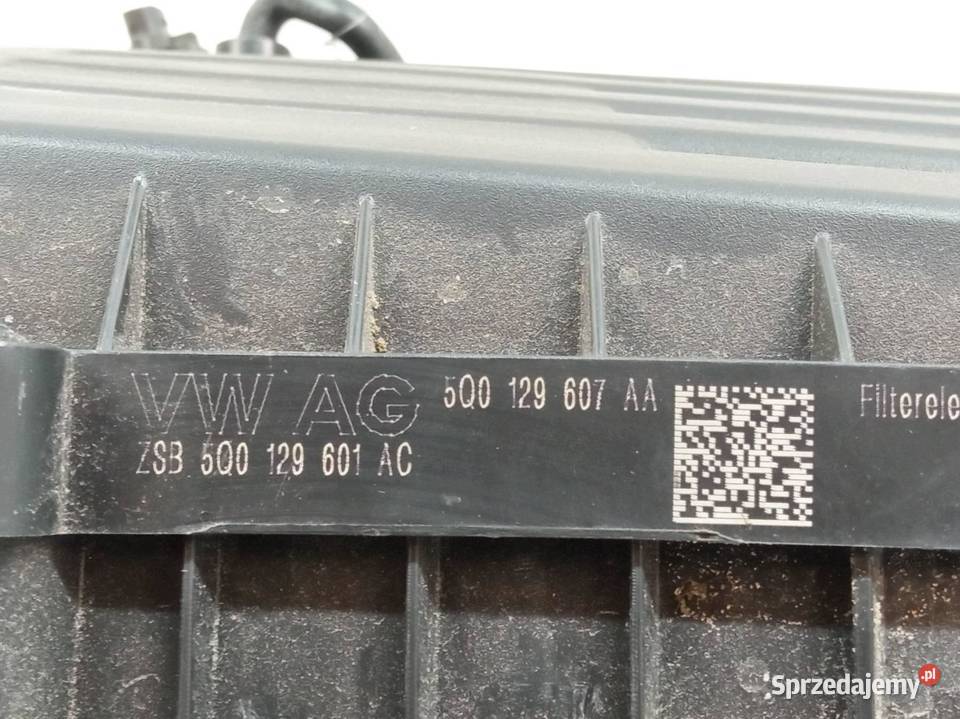 OBUDOWA FILTRA POWIETRZA 5Q0129607AA Skoda