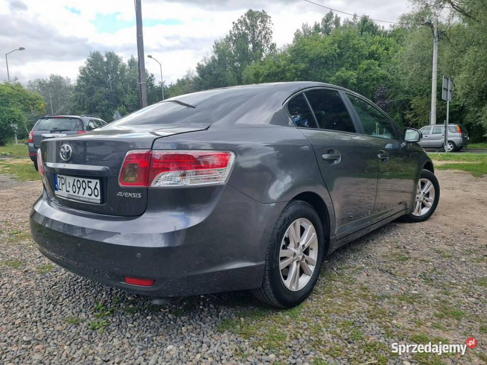 Toyota Avensis 130KM Szczecin