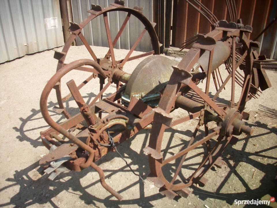 OZDOBA OGRODU z 1958 rokuKonna kopaczka zachodniopomorskie Lipiany