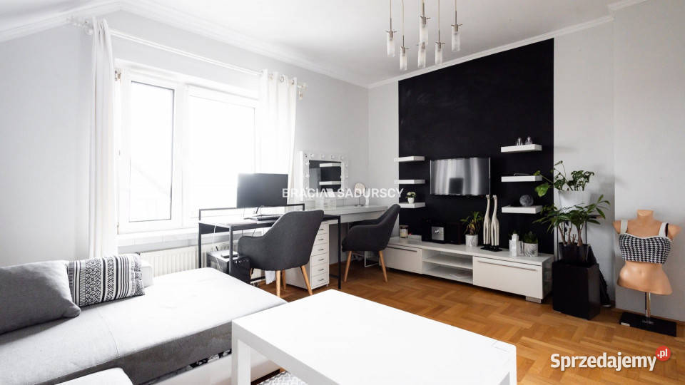 Dom wolnostojący sprzedam Kraków 2696m2 małopolskie