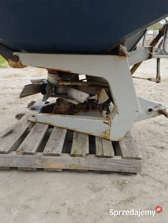 Rozsiewacz bogballe Rozsiewacze nawozów Dobra