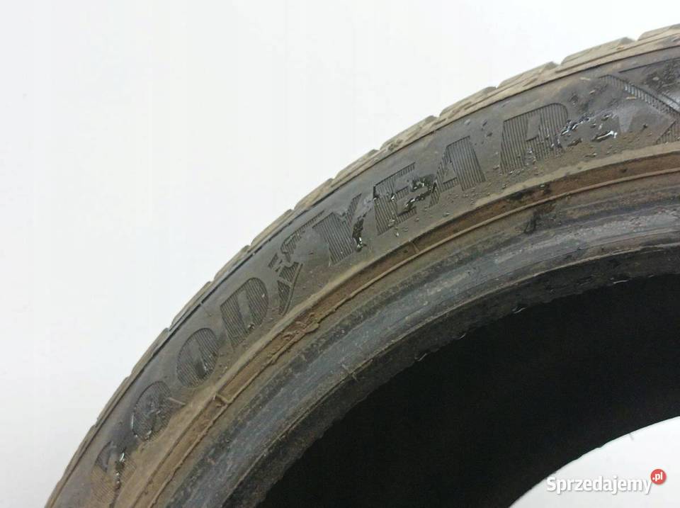 2x OPONA ZIMOWA GOODYEAR ULTRA GRIP 22545R17 225