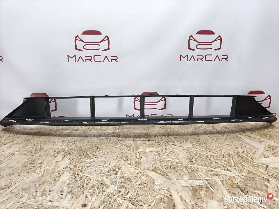 MERCEDES E KLASA W214 AMG KRATKA ATRAPA DOLNA Pleszew