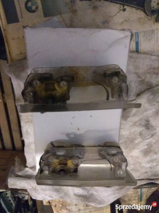 Lampki oświetlenia wnętrza na słupek Fiat 125p