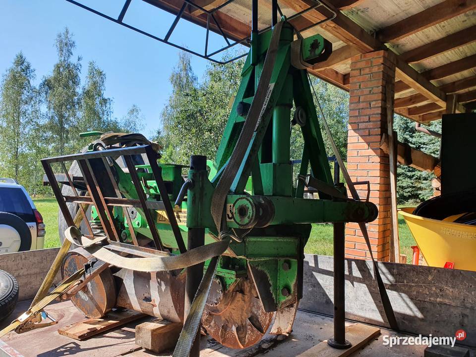 Sadzarka do drzewek leśnych i owocowych Rolnictwo Tomczyce