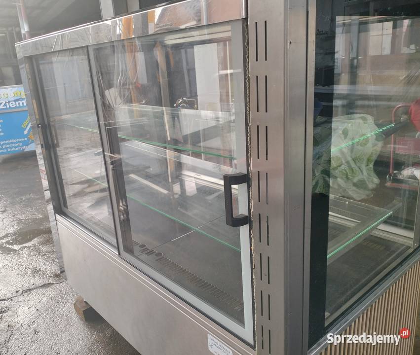 Witryna cukiernicza gastronomiczna GRANER Słupia Kapitulna