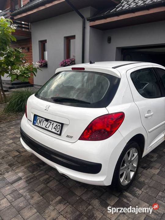 Peugeot 207 16 hdi oszczędny diesel biały 5 1600cm3