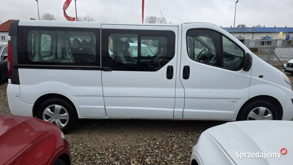 Opel Vivaro 9 Osobowy Long Klima I 20012014 pomorskie Lębork sprzedam