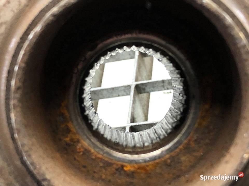 ZWROTNICA PRAWY PRZÓD SKODA FABIA III 10 75 podkarpackie