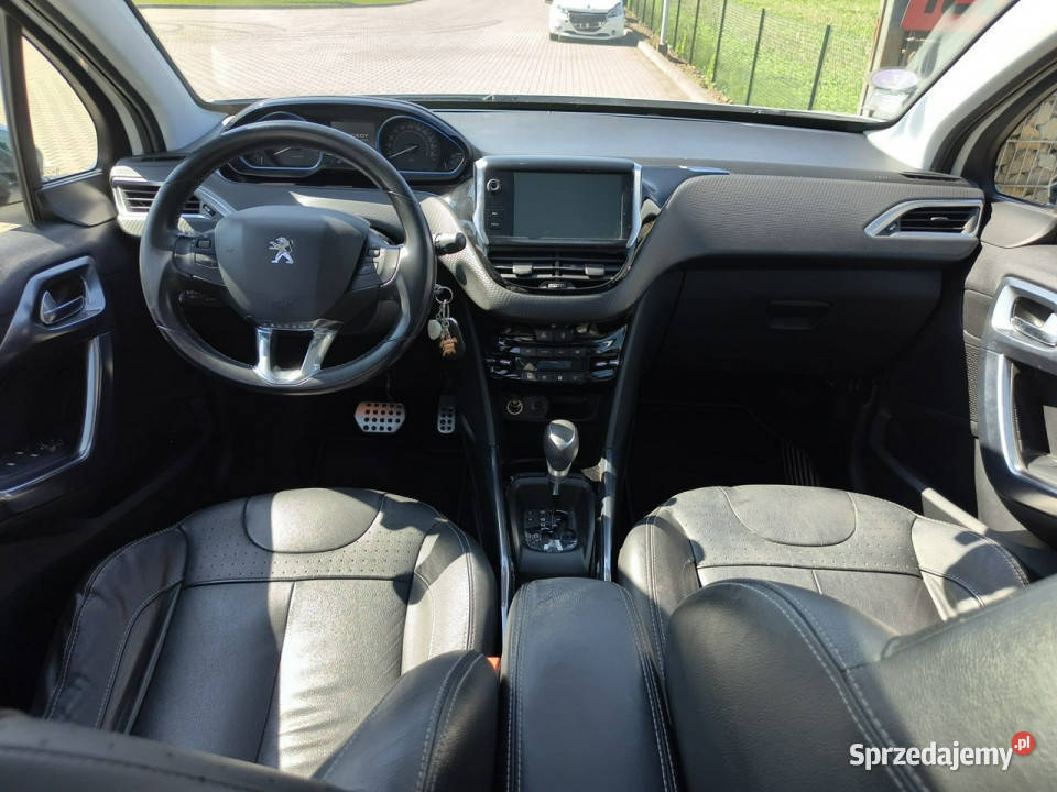 Peugeot 2008 12 turbo benzyna panorama automat uszkodzony Kęty