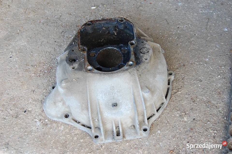 Obudowa sprzęgła Mercedes W115 pokrywa świętokrzyskie Zagnańsk