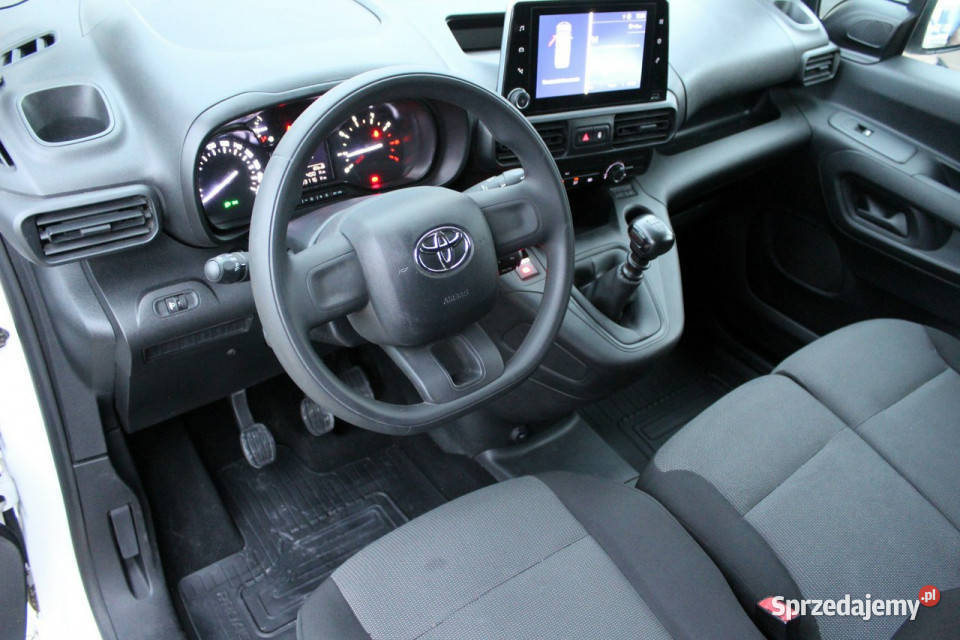 Toyota Proace City SalonPL FV23 15 D4d Vat1 czujnik parkowania
