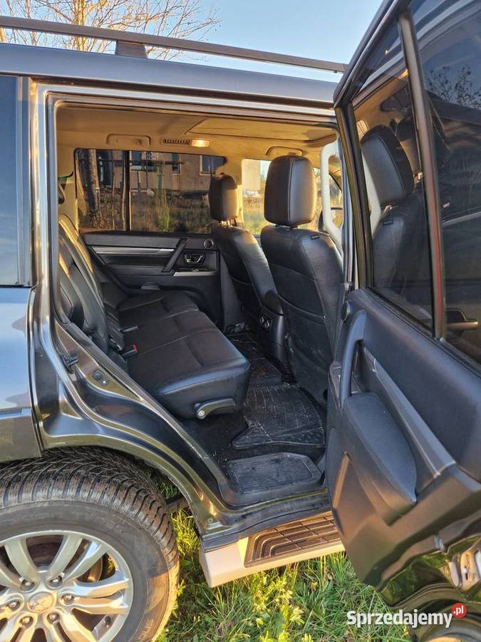 Mitsubishi Pajero IV 32 DID grafitowy Pajero Kiełpino