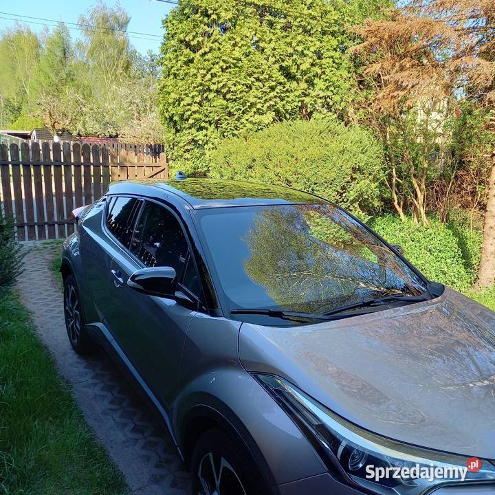 Toyota CHR Toyota CHR 12 turbo Książka serwisowa Opole sprzedam