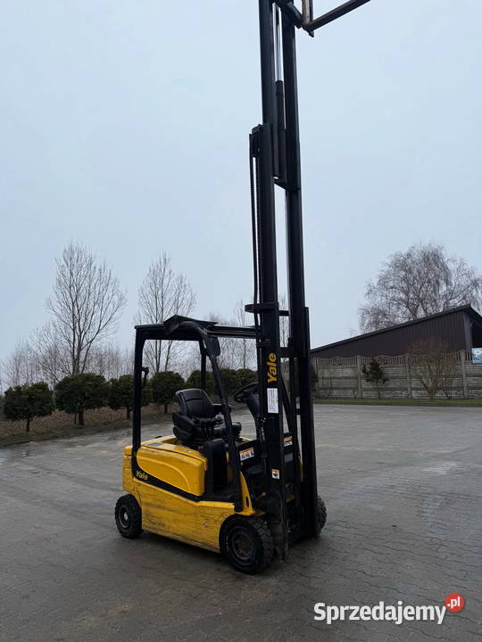 wózek widłowy elektryczny YALE ERP16VF Triplex Wózki widłowe Działoszyn