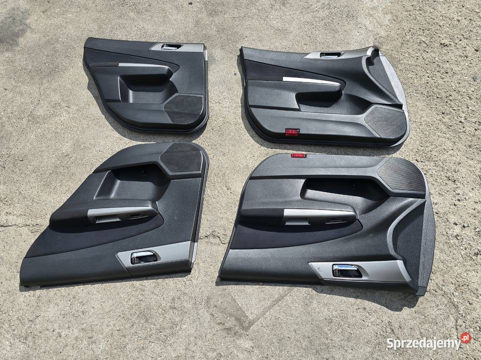 Subaru Forester 3 SH komplet fotele siedzenia osobowe Legnica