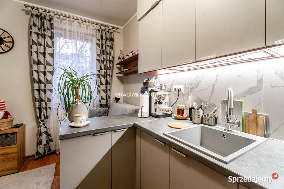 sprzedaży mieszkania 3374m2 2 pokoje Kraków