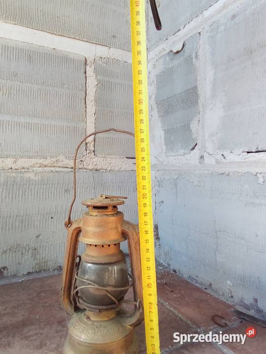 Lampa naftowa
