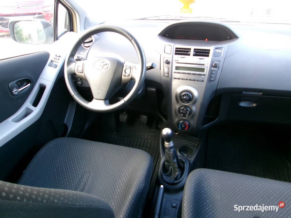 Toyota Yaris Sprowadzona Zarejestrowana stan 1000cm3 kujawsko-pomorskie Dolna Grupa