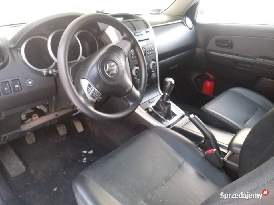 Suzuki Grand VitaraLpg uszkodzony sprzedam