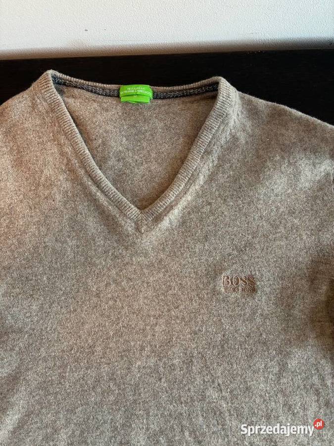 Beżowy sweter Hugo Boss rozmiar M Rozmiar M Swetry i golfy Elbląg