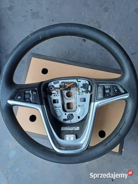 Kierownica Opel Astra J osobowe Dębica