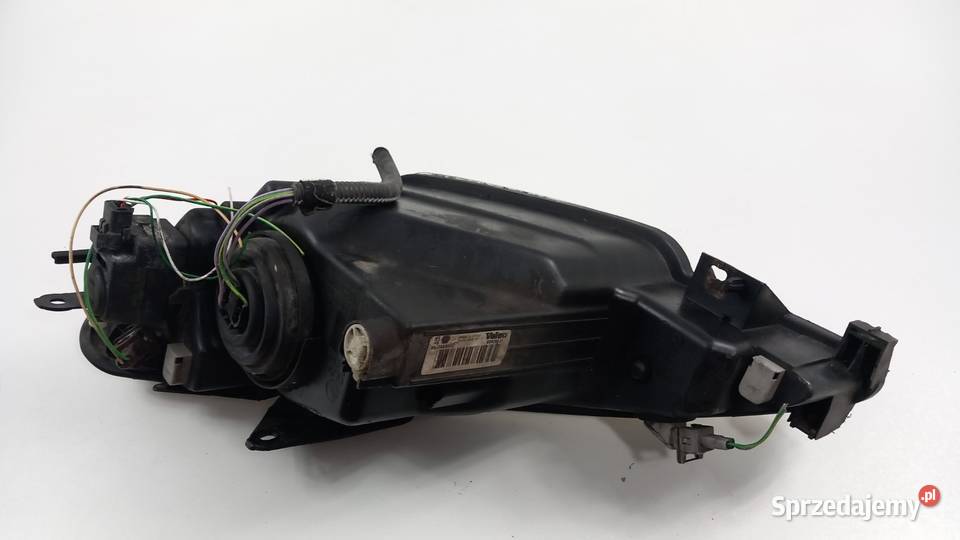 PEUGEOT 206 LAMPA PRZÓD PRAWA