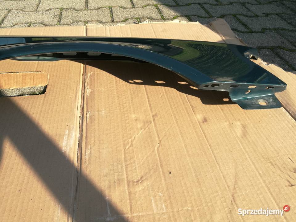 Błotnik prawy Mercedes W202 c klasa zero rdzy osobowe sprzedam