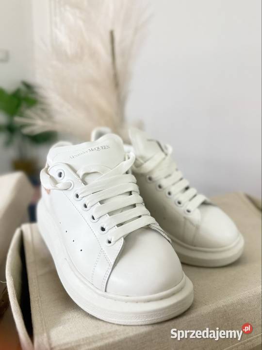 Obuwie McQUEEN Wrocław