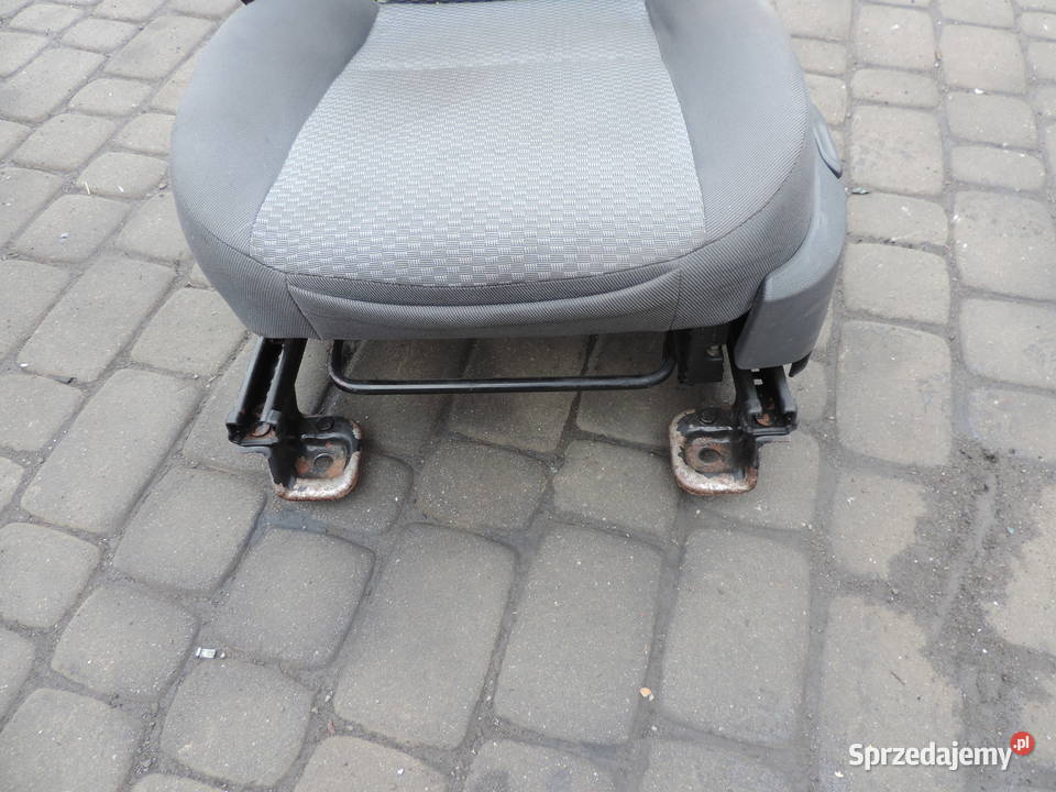 FORD FOCUS MK2 HB 5D FOTEL KIEROWCY LEWY PRZÓD osobowe Motoryzacja Nowy Sącz sprzedam