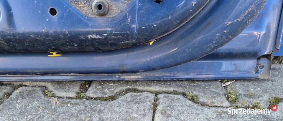 21 DRZWI PRZÓD LEWY PRZEDNIE LEWE AUDI A4 B6 Drzwi