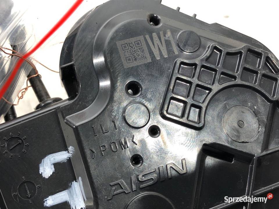 ZAMEK DRZWI LEWY TYŁ TOYOTA AYGO II Hatchback