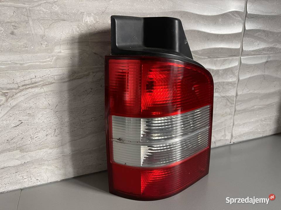VW T5 LEWA LAMPA TYŁ Lewe Ostroróg