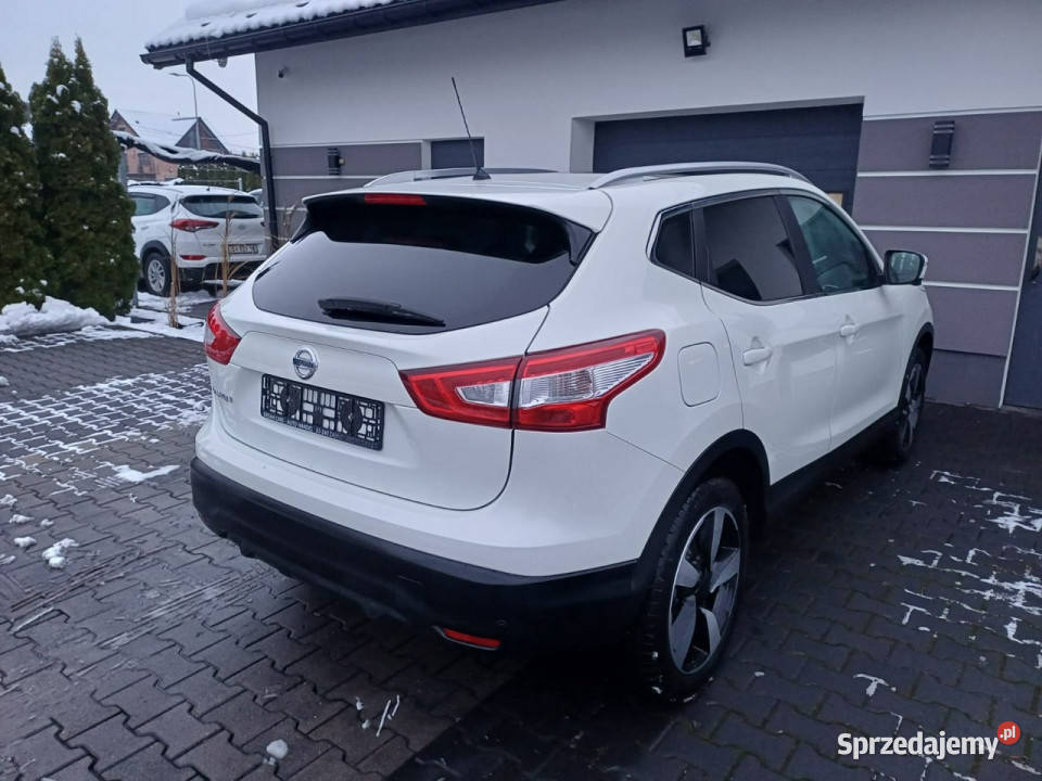 Nissan Qashqai kamera cofaniakamery