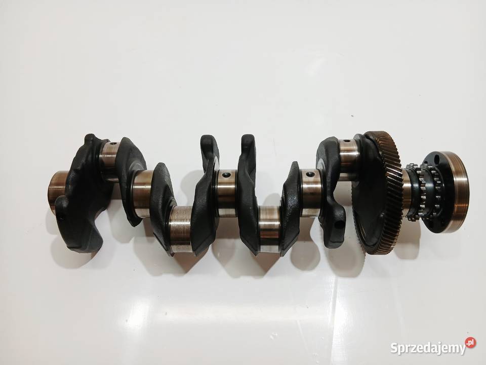 WAŁ KORBOWY BMW F10 20 D N47 7797977 osobowe Strzyżewice