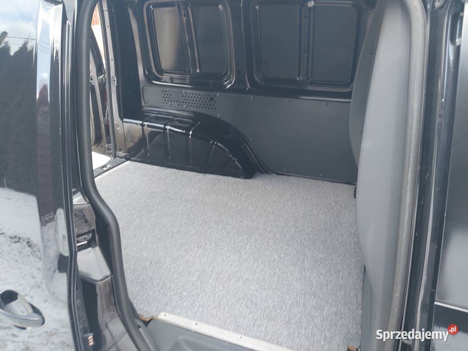 VW Caddy Van 12 Benzyna Niski Przebieg Salon manualna Kielce