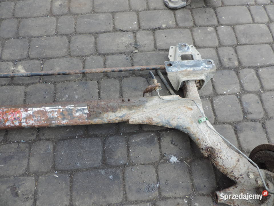 BELKA TYŁ OŚ TYLNA AUDI 80 B4 19 TDI SEDAN