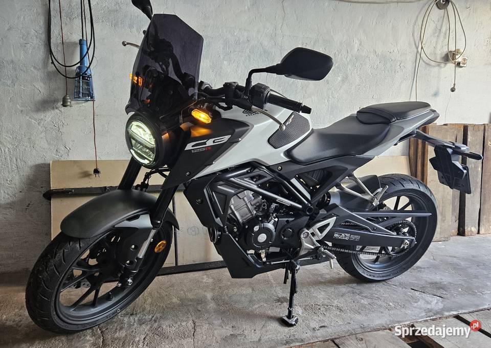 HONDA CB125R 2025 Salon 1 właściciel biała nowa sprzedam