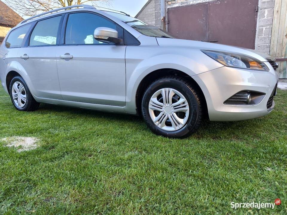 Sprzedam Ford Focus 18 benzyna nieuszkodzony Gidle