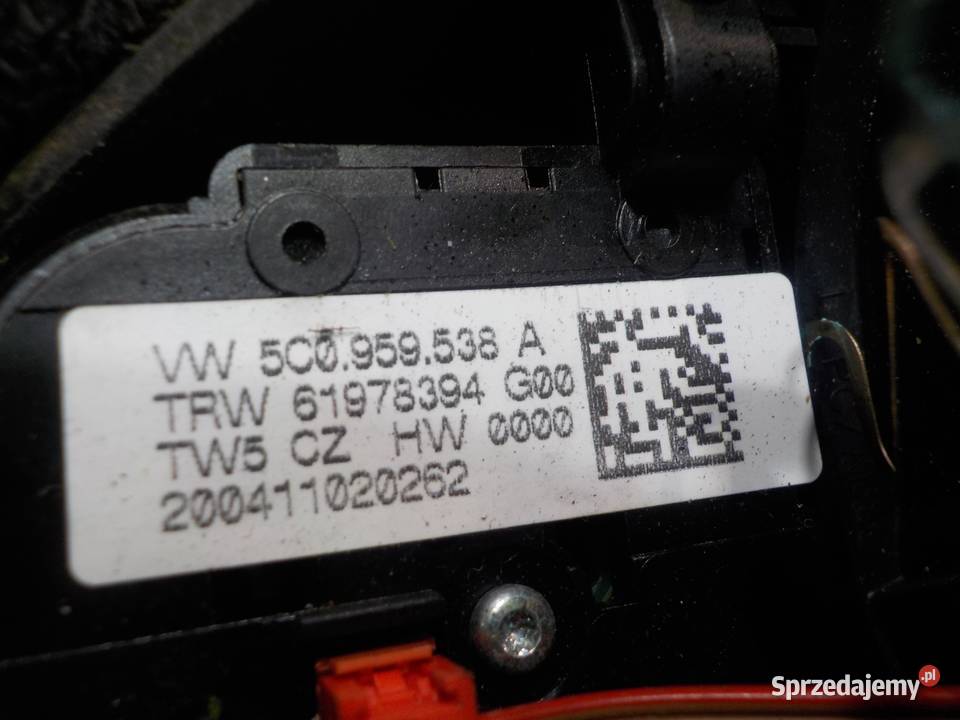 VW TOURAN LIFT II 16 TDI 11r przelacznik osobowe