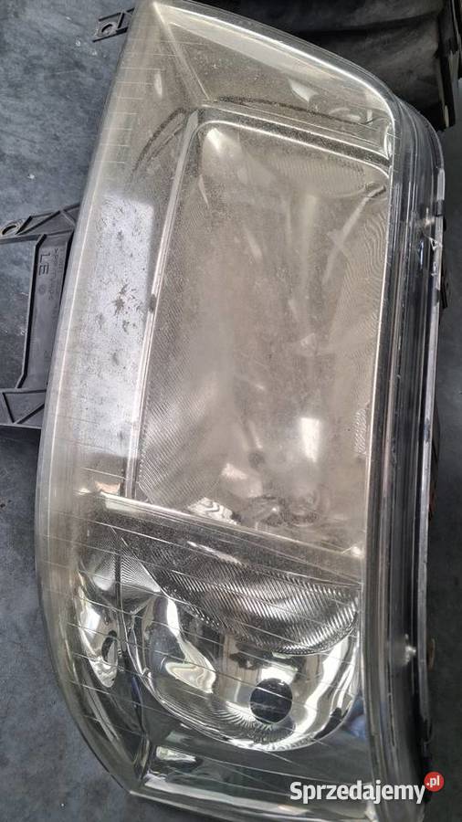 Komplet lamp przednich VW multivan transporter Zgłobień