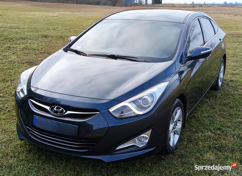 Sprzedam Hyundaia i40 sedan światła do jazdy dziennej sprzedam