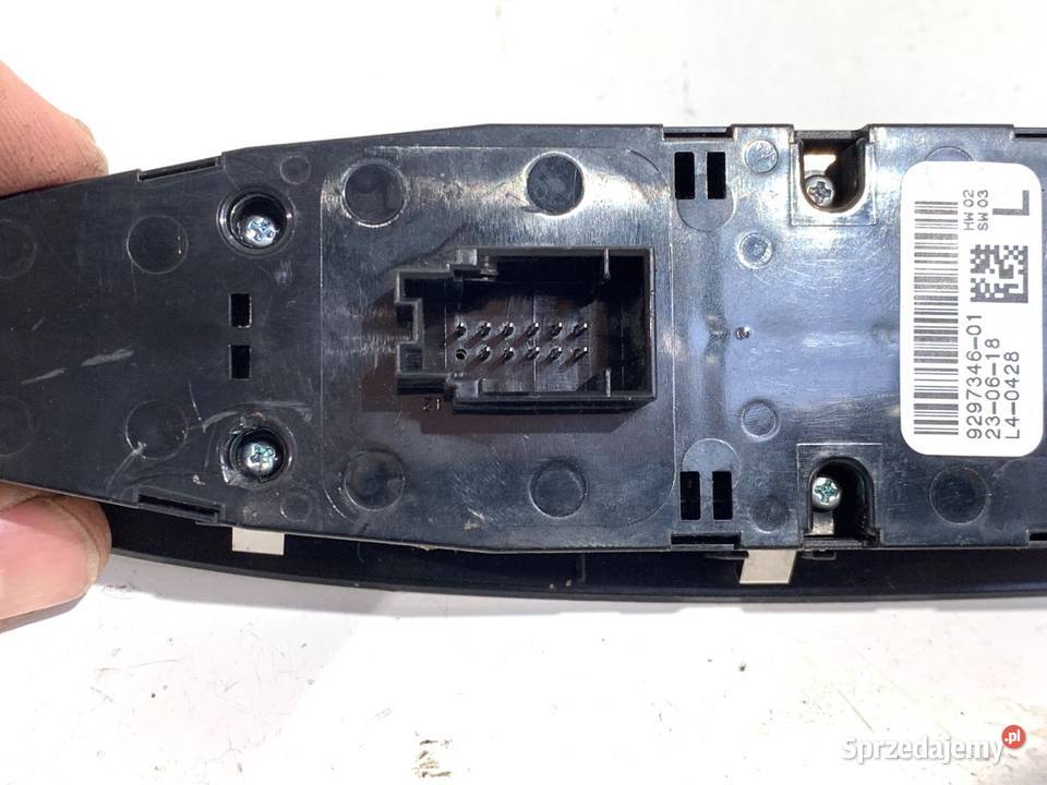 PRZEŁĄCZNIK SZYB BMW F48 9297346 Crossover Mechanizmy opuszczania szyb