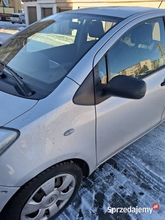 Toyoya Yaris pierwszy właściciel nieuszkodzony Świecie