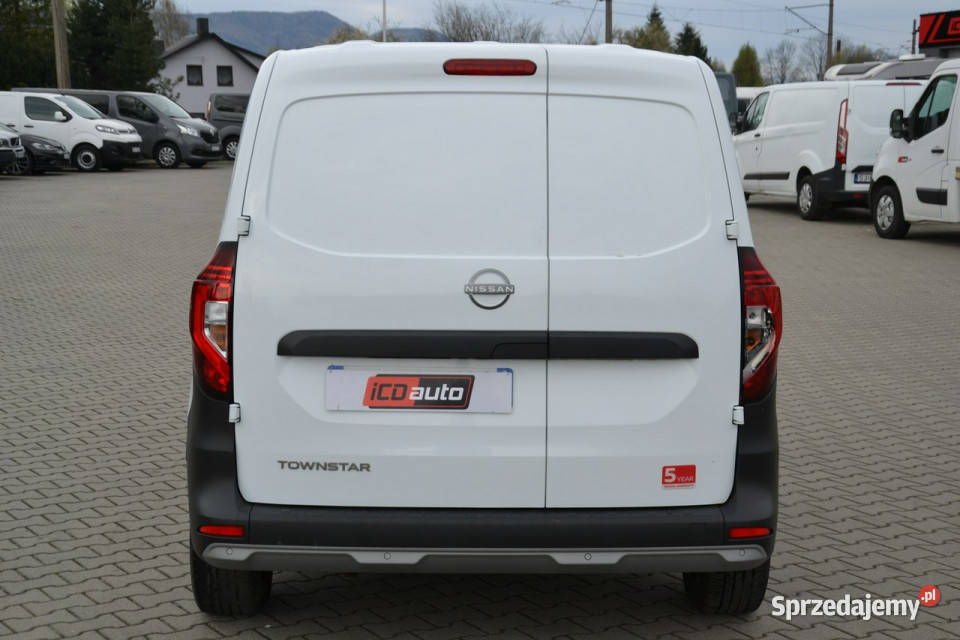 Nissan Townstar 13 benzyna 130 bez przebiegu 130KM Kęty sprzedam