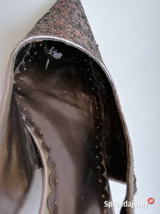 Brokatowe półbuty damskie Graceland w szpic z Katowice