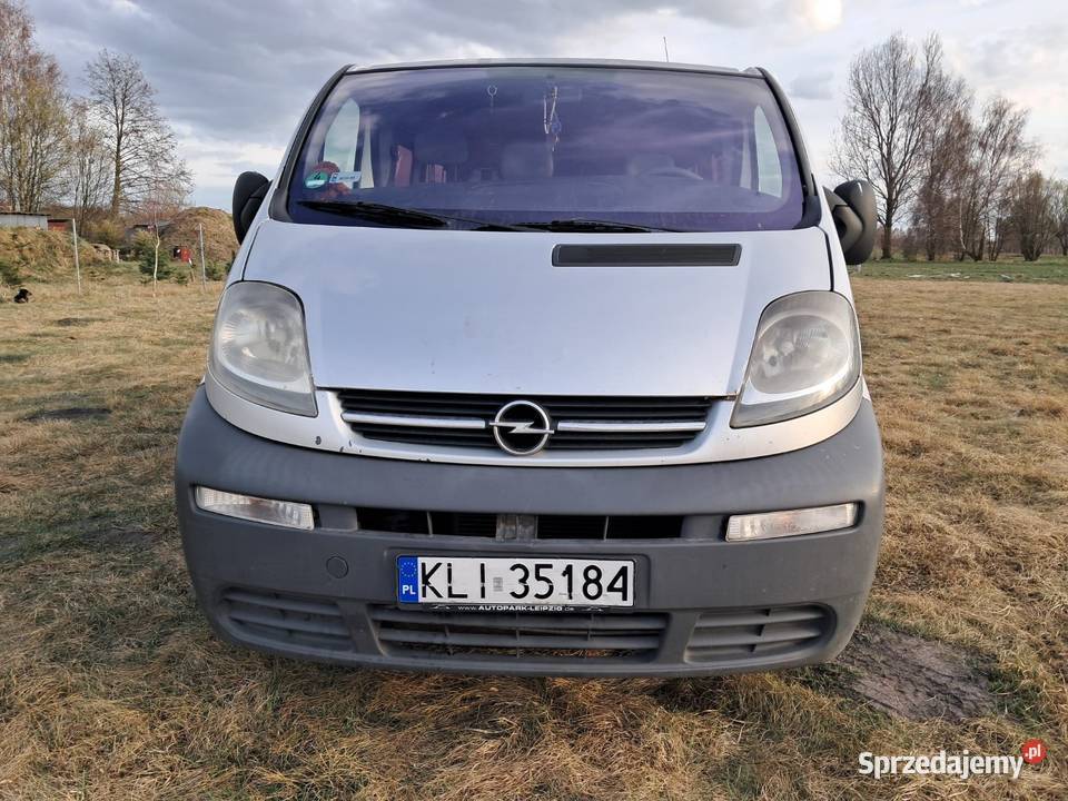 Opel Vivaro 19 CDTI 2006 9 osób