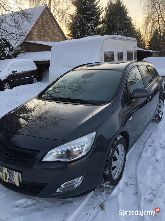 Opel Astra kombi IV J 1,6 16v benzyna